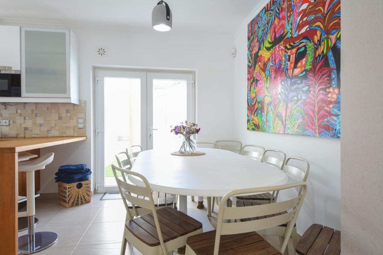 Aroeira Villa With Heated Pool By Golf Course, Beach And Lisbon Exterior foto
