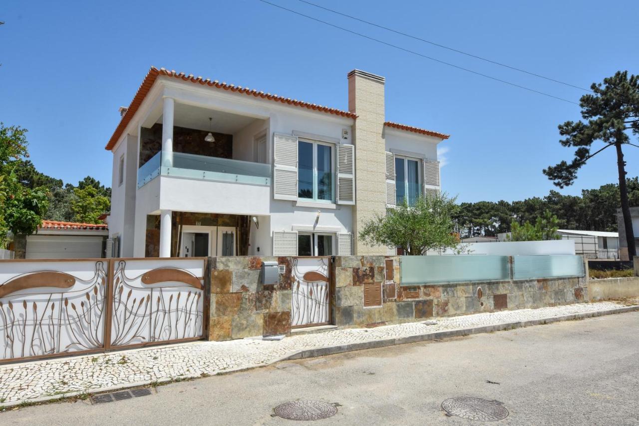 Aroeira Villa With Heated Pool By Golf Course, Beach And Lisbon Exterior foto